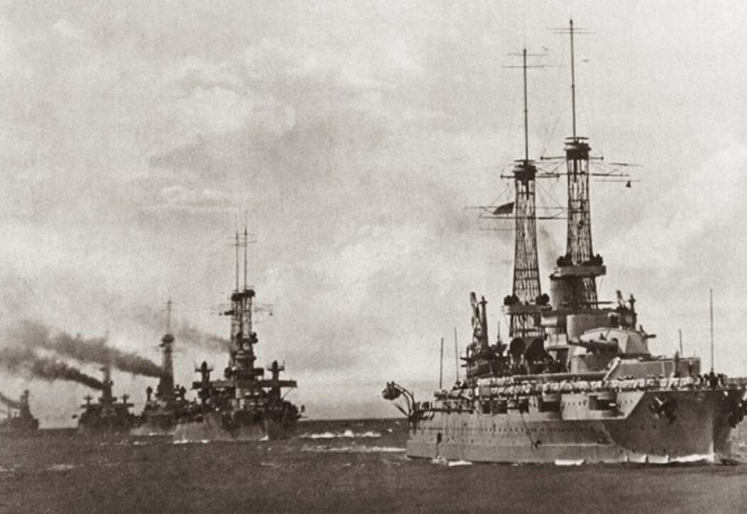 Naval War in 1917, when at sea, the British Grand Fleet was now commanded by Sir David Beatty in place of Sir John Jellicoe,